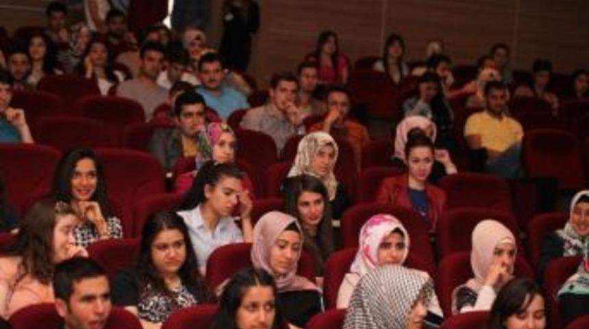 D&uuml;&rsquo;de &rsquo;pozitif Yaşam Ve Stres Y&ouml;netimi&rsquo; Semineri