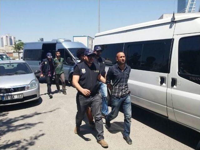 İzmir’de 1 Mayıs’taki Olaylarla İlgili 10 Kişi Yakalandı 2