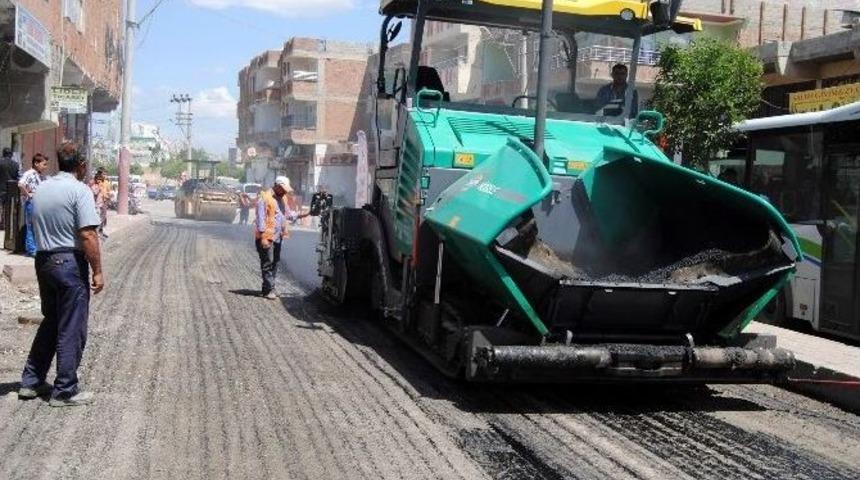 Yollar B&uuml;y&uuml;kşehir İle G&uuml;&ccedil;leniyor