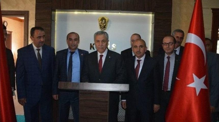 Başbakan Yardımcısı Arın&ccedil;, Kilis Belediyesini Ziyaret Etti