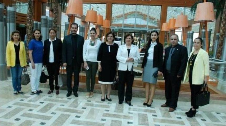 &Uuml;nl&uuml; Modacı Nail Yurdakul Akıllı Can Melek&rsquo;i Tanıttı