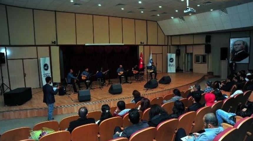 Yy&uuml;&rsquo;de Bağlama Konseri