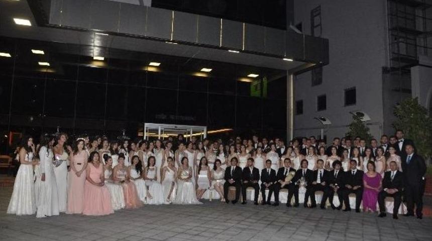 Gaziantep Kolej Vakfı Mezunlarına Balo