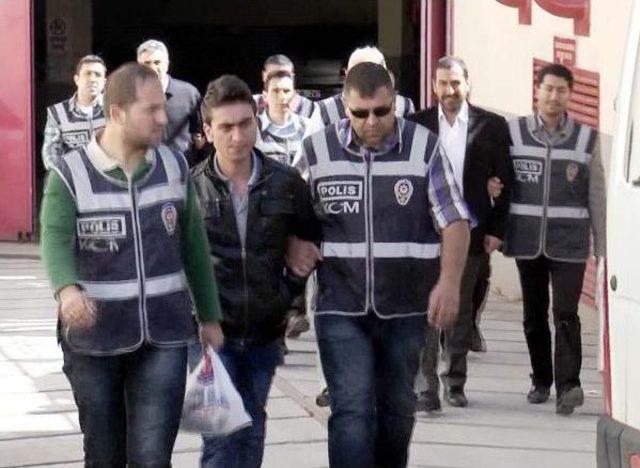 Gaziantep'te Gözaltına Alınan 5 Polis Adliyede