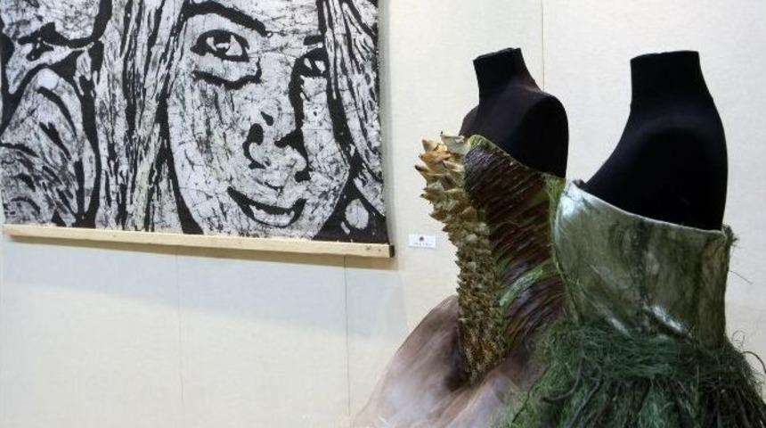 3 &Uuml;niversite Dostluk Ve Sanat Sergisi&rsquo;nde Buluştu