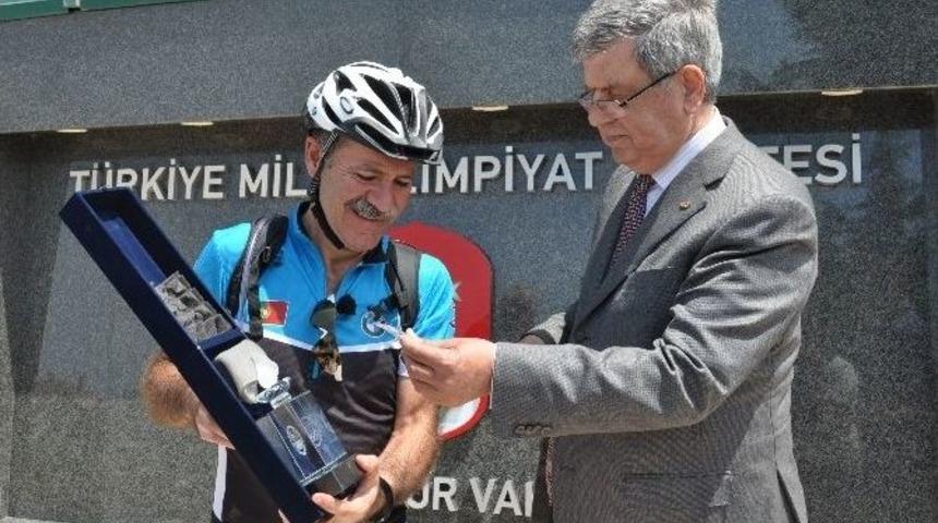 Bisikletle Lizbon&rsquo;dan Bak&uuml;&rsquo;ye 62 G&uuml;n