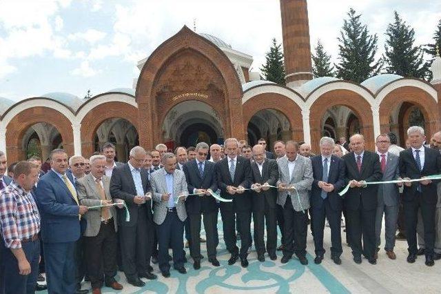 İlk Cuma Namazı ‘miraç Kandilinde Kılındı