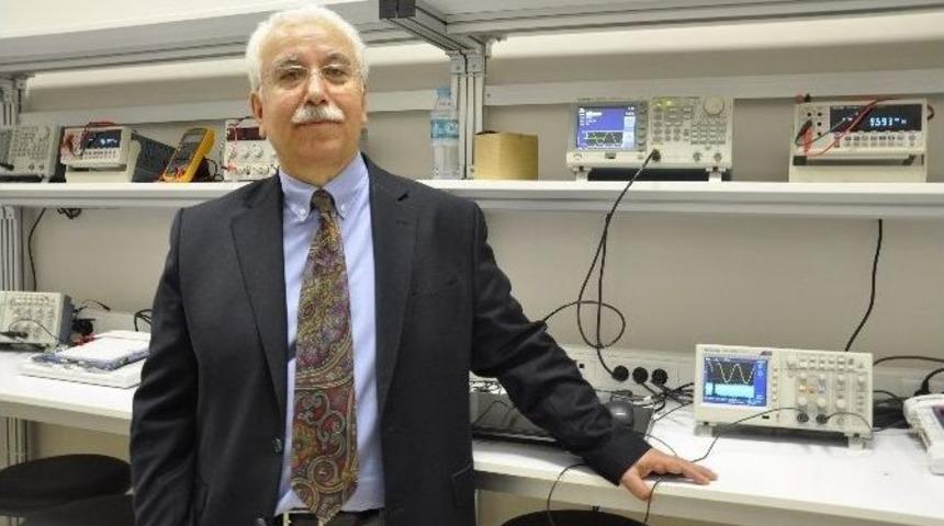 Prof. Dr. Avni Morg&uuml;l: &ldquo;baz İstasyonlarından Değil Cep Telefonlarınızdan Korkun&rdquo;