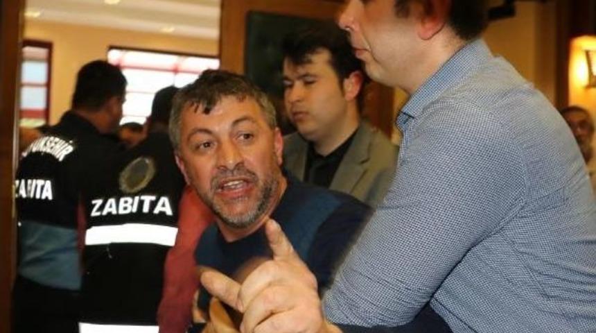 Samsun B&uuml;y&uuml;kşehir Belediye Meclisi&rsquo;Nde Protesto