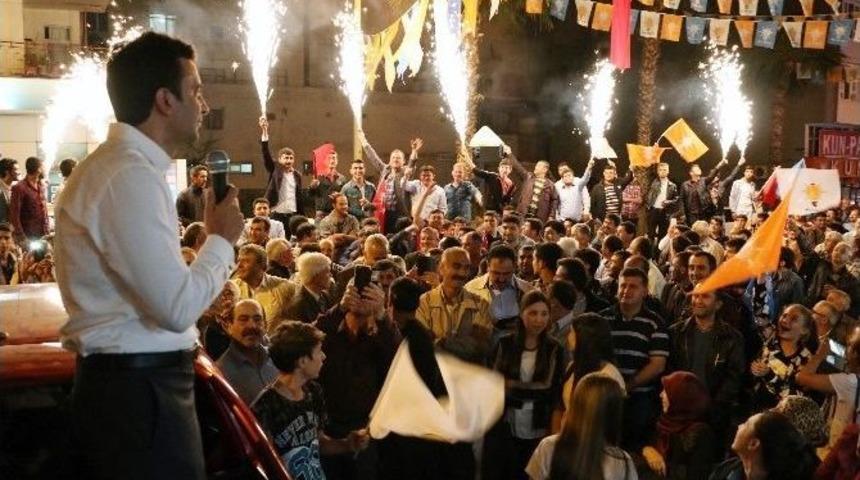 Ak Parti&rsquo;li K&ouml;se&rsquo;ye Kumluca&rsquo;da Sevgi Seli