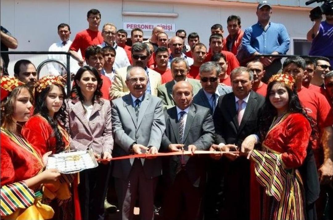 Bakan Yardımcısı Mezbaha A&ccedil;tı