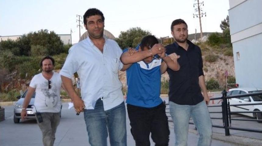 Cezayirli Cinayet Zanlısı Kuşadası&rsquo;nda Yakalandı