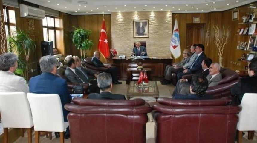 Anadolu Liseleri M&uuml;d&uuml;rleri Eğitim Ve Eğitimcinin Dostu Melikgazi Ziyareti