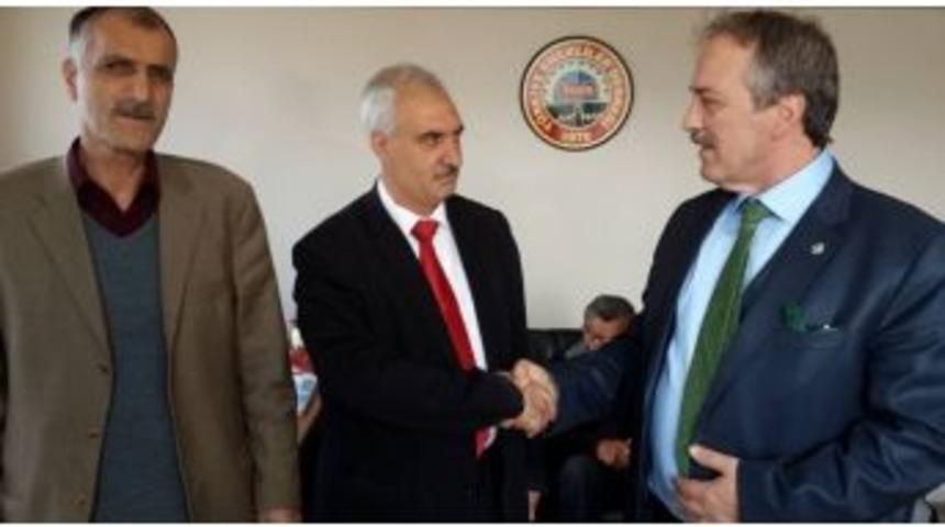 Emekliler İ&ccedil;ini Mep&rsquo;li Hacımustafaoğluna D&ouml;kt&uuml;