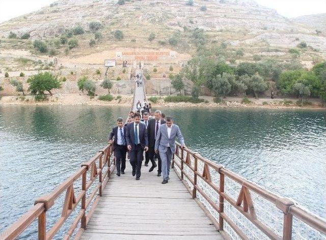 Halfeti Dünya Turizmine Açılmalı