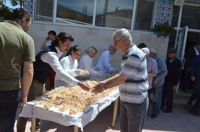 Bozüyük Belediyesi’nden 2000 Kişilik Lokma İkramı