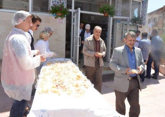 Bozüyük Belediyesi’nden 2000 Kişilik Lokma İkramı