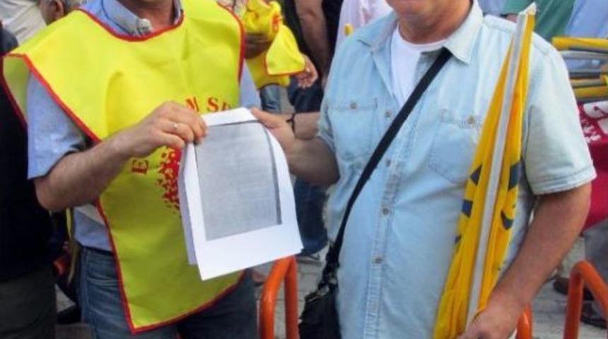 2 &Ouml;ğretmenin, Cumhurbaşkanı Erdoğan'a Hakaretten Ceza Almasına Eğitim Sen'den Tepki