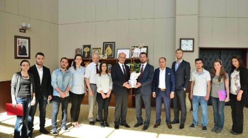 Magid Y&ouml;netimi Ve &Ouml;ğrenci Kollarından Rekt&ouml;re Ziyaret