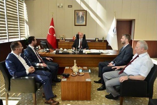 Magid Y&ouml;netimi Ve &Ouml;ğrenci Kollarından Rekt&ouml;re Ziyaret 1