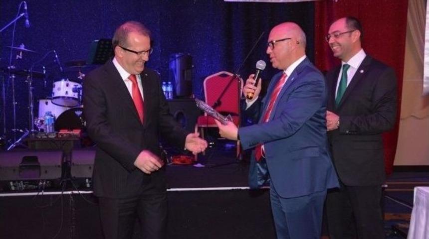 S&uuml;leymanpaşa Belediye Başkanı Eşkinat, Eczacılar G&uuml;n&uuml; Davetine Katıldı