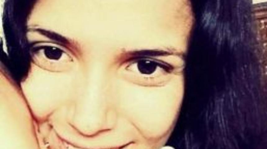 Motosikletten D&uuml;şerek Otob&uuml;s&uuml;n Altında Kalan Gen&ccedil; Kız &Ouml;ld&uuml;