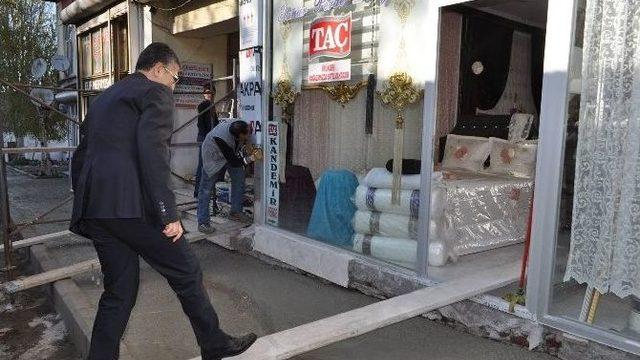 Mhp’li Aydın Ve Kaya Bat Pazarı Esnafıyla Bir Araya Geldi