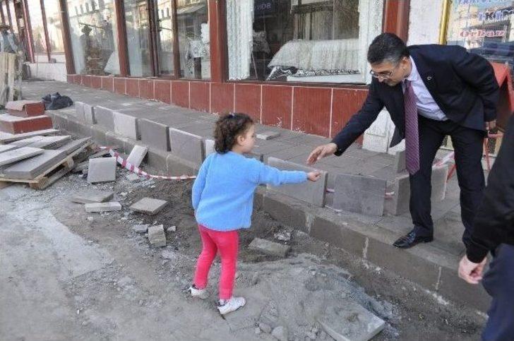 Mhp’li Aydın Ve Kaya Bat Pazarı Esnafıyla Bir Araya Geldi G4