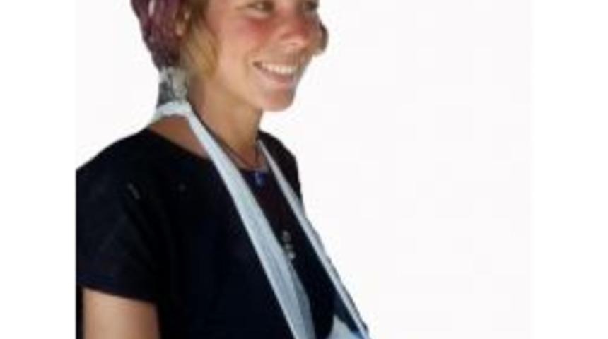 Tacize Uğrayıp Kolu Kırılan Turiste Jandarma Sahip &Ccedil;ıktı