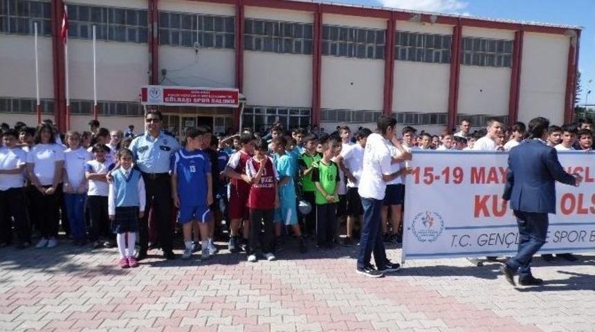 G&ouml;lbaşıda Gen&ccedil;lik Y&uuml;r&uuml;y&uuml;ş&uuml; Yapıldı