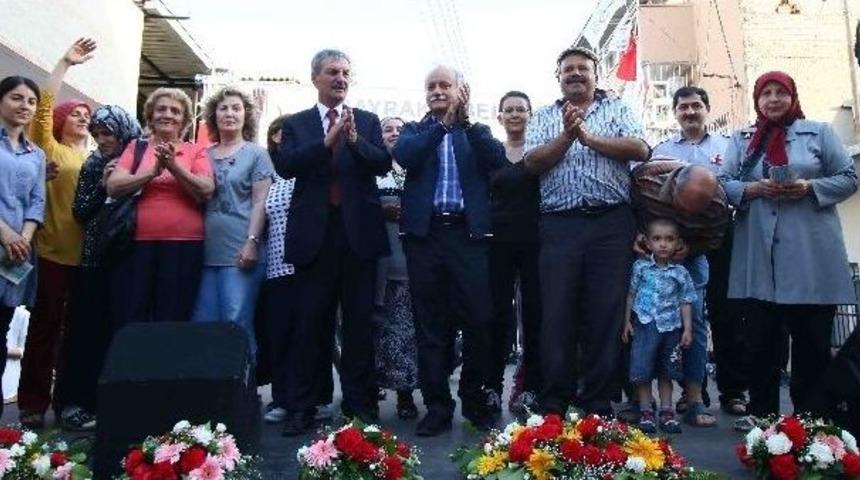 Sokaklarını Temiz Tutana &Ccedil;eyrek Altın