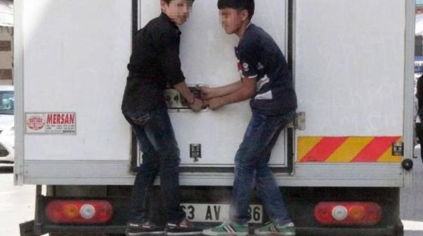 Şanlıurfa&rsquo;Da &Ccedil;ocukların Tehlikeli Oyunu