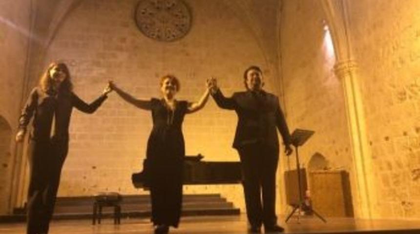 Mdob Sanat&ccedil;ılarından Kıbrıs&rsquo;ta Unutulmaz Konser