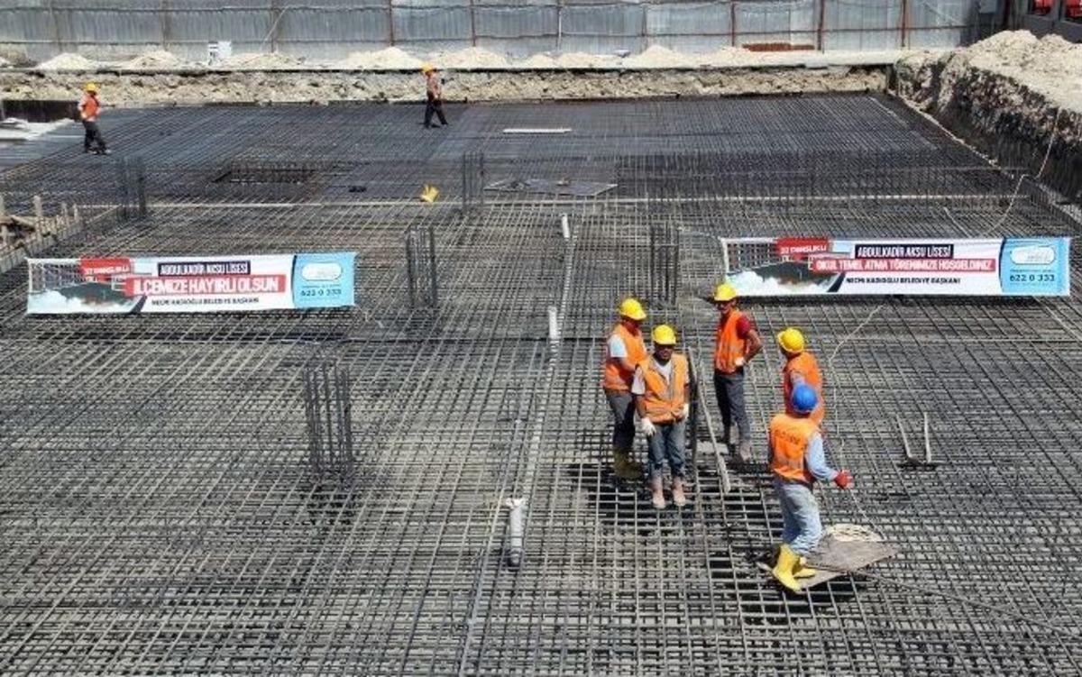 Abd&uuml;lkadir Aksu Lisesi&rsquo;nin Temeli Atıldı