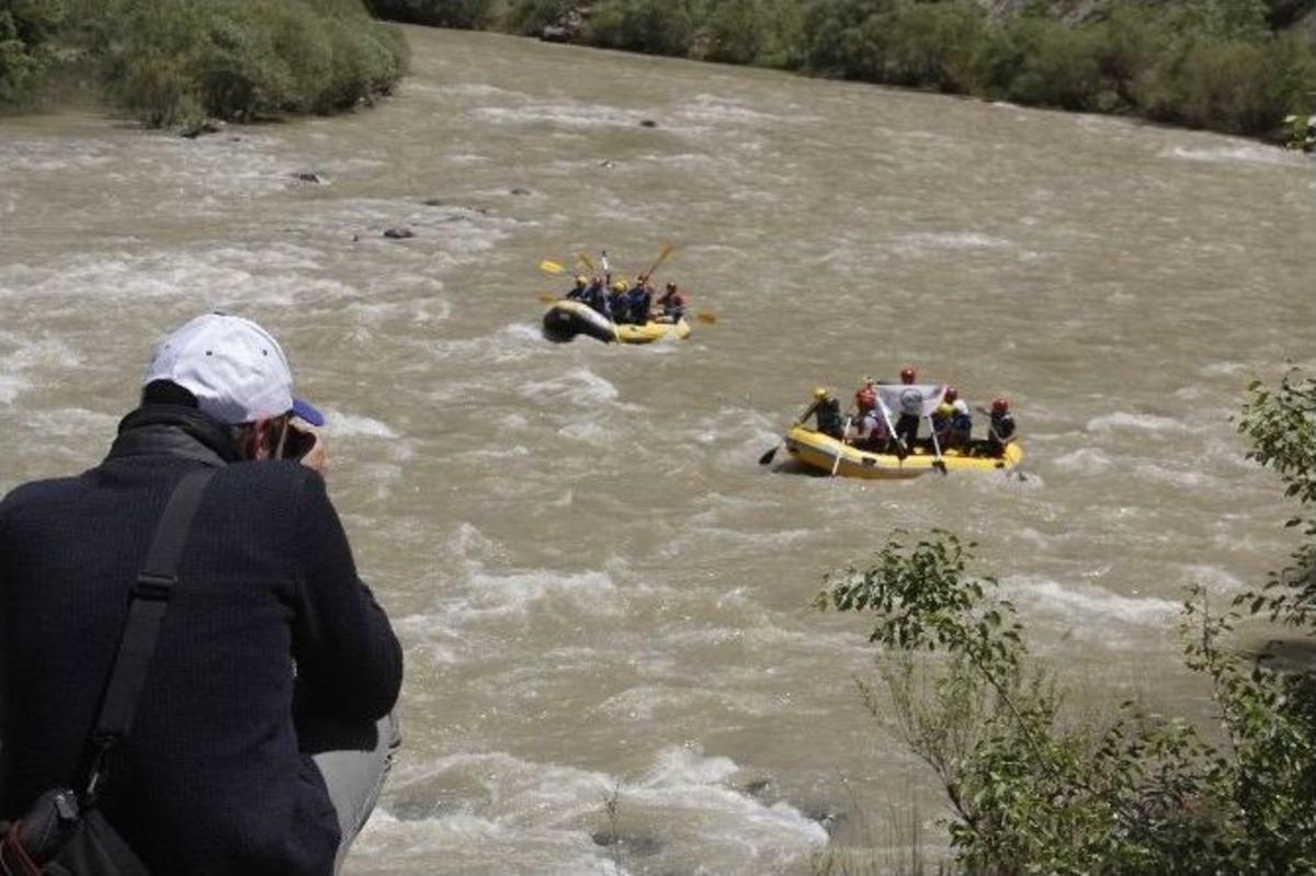 Hakkari Zap Suyunda Rafting Heyecanı
