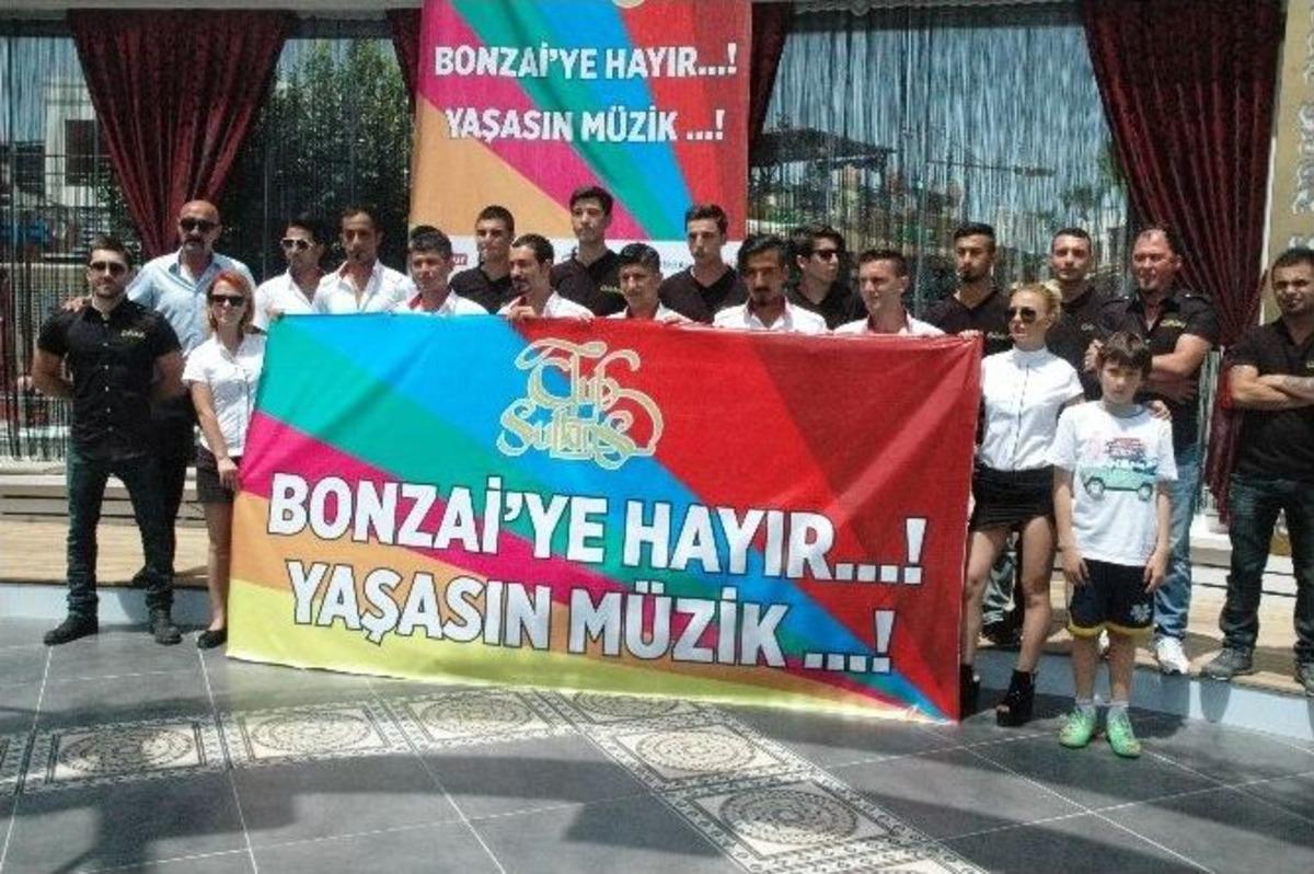 Eğlence Mekanı Uyuşturucuya Karşı M&uuml;zikle Savaş A&ccedil;tı