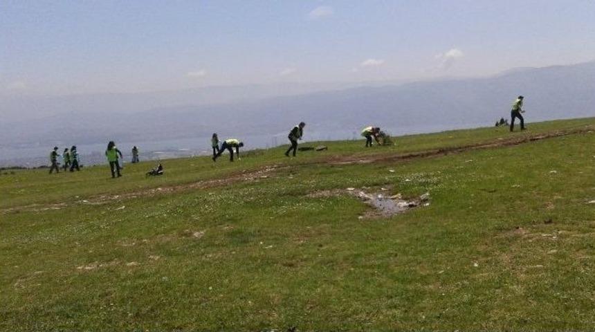 K&ouml;rfez&rsquo;de &Ccedil;evre Temizliği Hareketi D&uuml;zenlendi