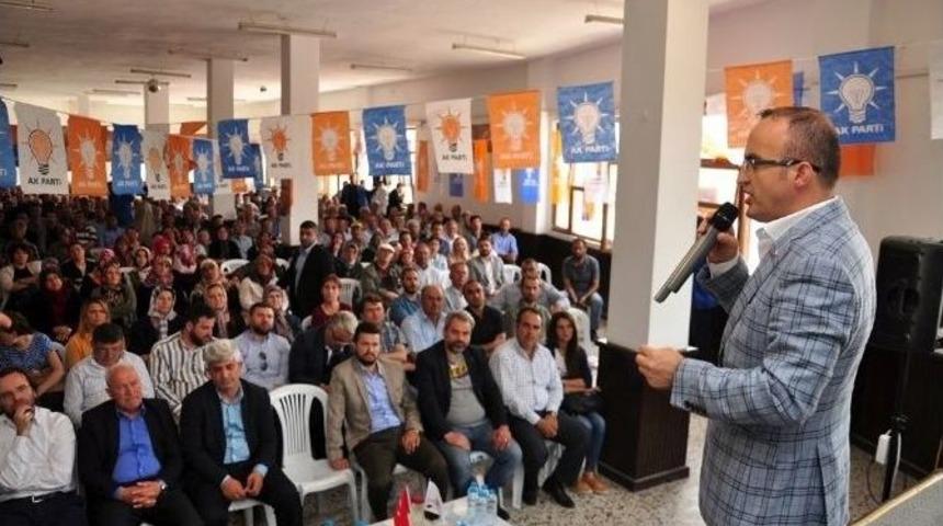 Turan, Memleketi Lapseki&rsquo;de Parti &Uuml;yeleriyle Buluştu