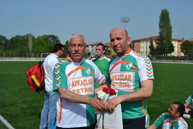 Alaçam’da Eski Sporculara Vefa