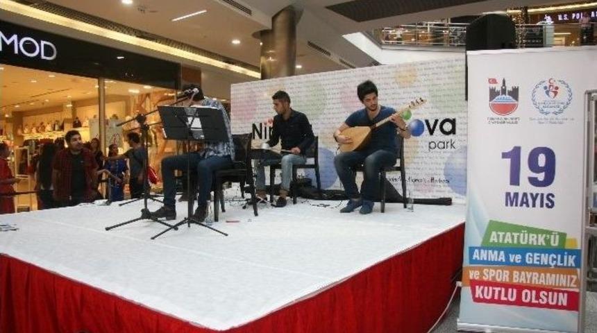 19 Mayıs Etkinliklerine Ninova Park&rsquo;ta Start Verildi