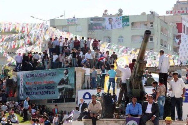 Demirtaş: Allah'ın Ilk Emri Oku'dur; Çal, Hırsızlık Yap Değildir