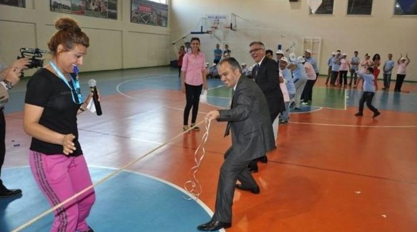 &Ouml;zel &Ccedil;ocuklar G&ouml;n&uuml;llerince Eğlendi