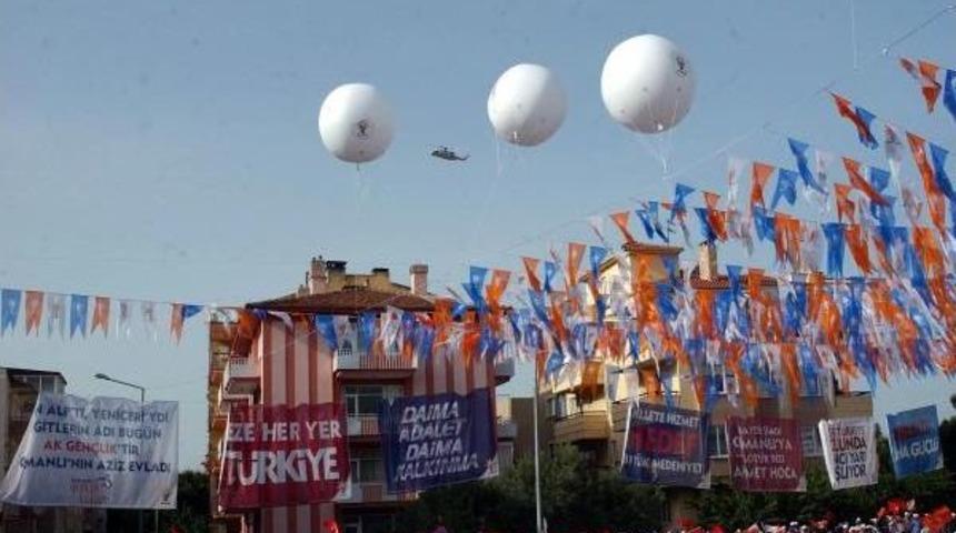Davutoğlu: Bu Topraklarda Bir Daha Se&ccedil;ilmiş Cumhurbaşkanı Ya Da Başbakan Idam Sehpasına G&ouml;nderilemeyecek  (2)