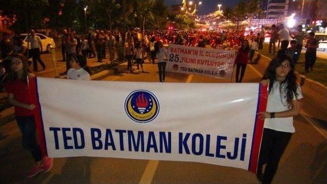 Ted Batman Koleji, Batman’ın İl Oluşunun 25. Yılını Fener Alayıyla Kutladı