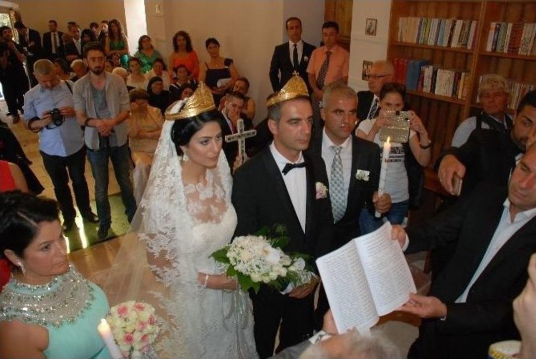 Rum Ortodoks Kilisesinde 145 Yıl Sonra Nikah T&ouml;reni