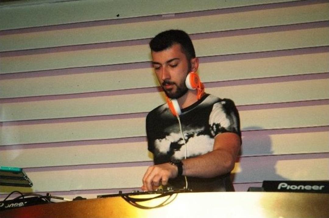 Hande Yener Oğlu İle Aynı Sahnede