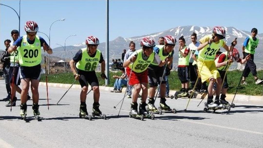 Tatvan&rsquo;da &ldquo;gen&ccedil;lik Haftası&rdquo; Kutlamaları