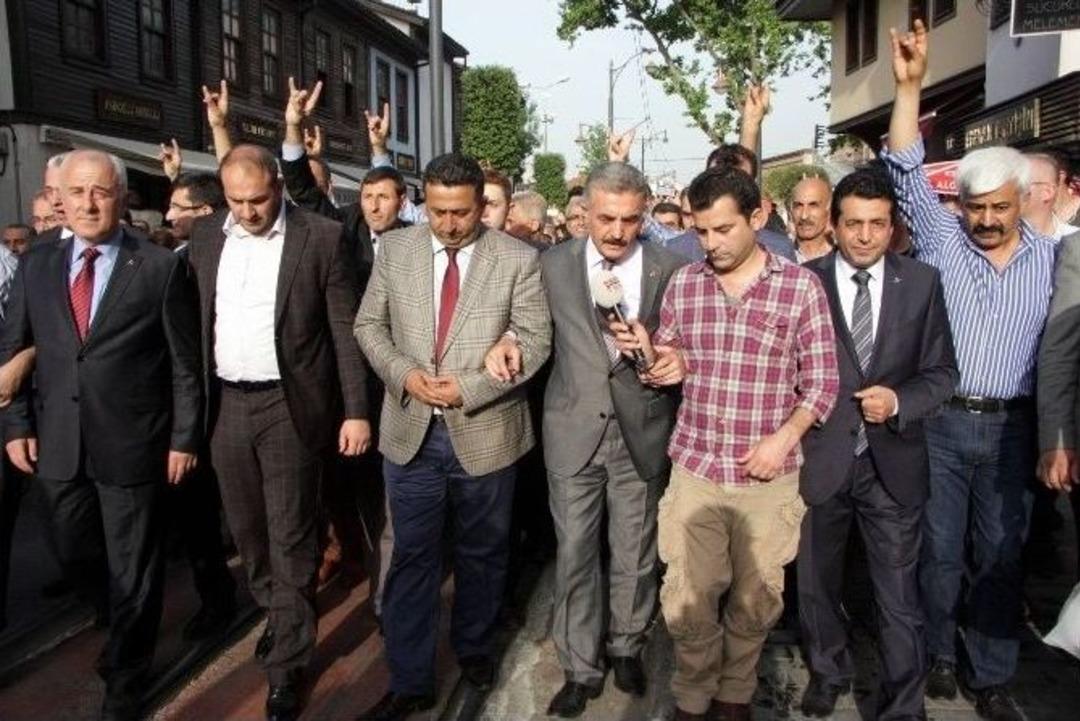 Mhp Bursa Milletvekilleri Kol Kola