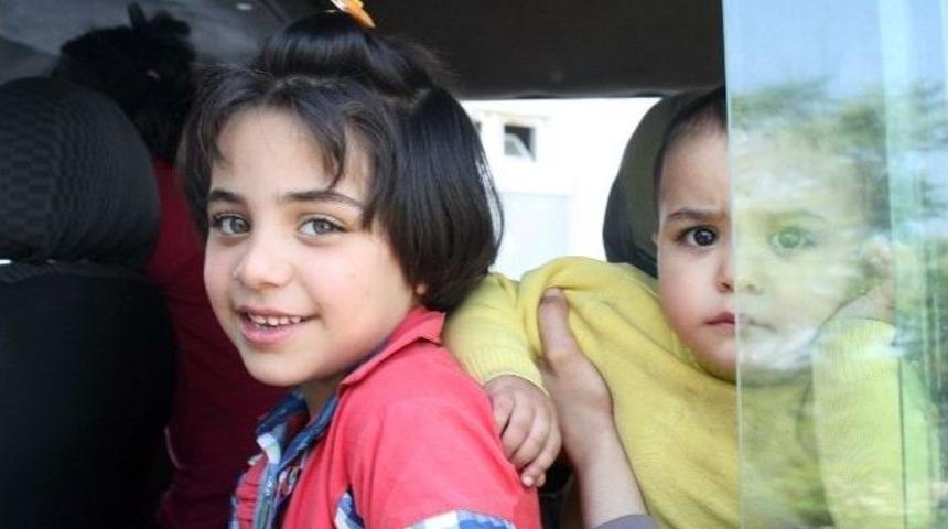 Savaştan Ka&ccedil;an Suriyeli M&uuml;lteciler: &ldquo;&ouml;leceksek Denizde &Ouml;lelim&rdquo;