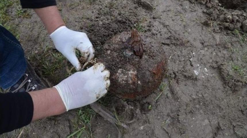 Yola D&ouml;şenen Patlayıcı Son Anda Bulundu